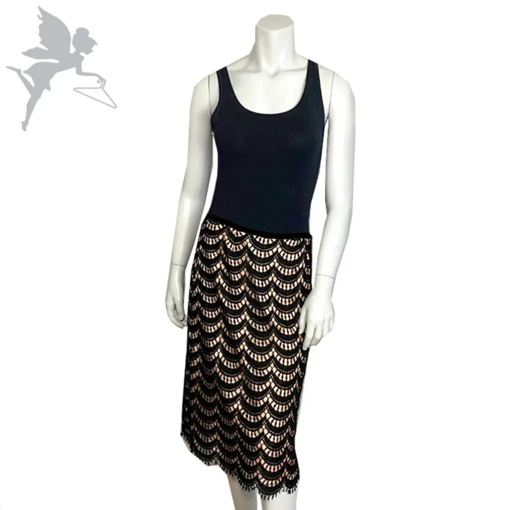 TRACY REESE Scalloped lace pencil skirt